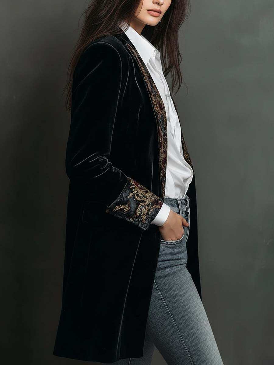 Damen Schwarzer Figurbetonter Barock-Blazer mit Revers